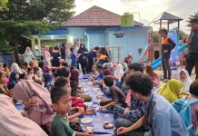 Sekelompok Pemuda di Palembang Sosialisasikan Pencegahan DBD ke Anak-Anak di Kampung Sungai Pedado