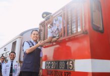 Pj Gubernur Agus Fatoni Lepas Keberangkatan 1.040 Pemudik Gratis Gunakan Kereta Api