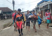 Bocah Perempuan Tenggelam Disungai Kikim, Ditemukan Team SAR Gabungan