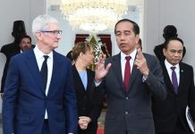 Inginnya Jokowi Ada Pabrik Apple di RI Usai Jamu Tim Cook di Istana