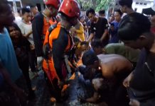TEAM SAR GABUNGAN TEMUKAN JASAD RAFLI DI DASAR SUNGAI