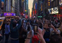 Times Square Dianggap jadi Spot Perangkap Turis Terburuk di Dunia