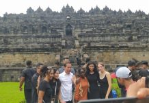 Jokowi dan Gibran Ajak Jan Ethes ke Candi Borobudur
