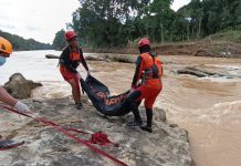 TEAM SAR GABUNGAN TEMUKAN PEMANCING YANG TENGGELAM DI SUNGAI OGAN OKU