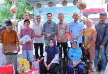 Serahkan Alat Bantu Pendengaran Hingga Sembako, Penyandang Disabilitas Jadi Perhatian Ratu Dewa