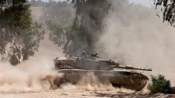 tank-militer-tel-aviv-mengambil-posisi-di-area-perbatasan-selatan-israel-dengan-jalur-gaza_169