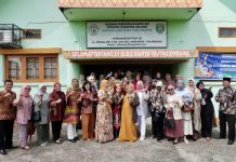 Pj Ketua TP PKK Sumsel Meliza Elen Setiadi Dampingi Ketua DWP Kemenko Perekonomian RI Serahkan Bantuan Kepada SLB Tuna Grahita Karya Ibu