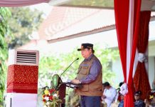 Menko Perekonomian Airlangga Hartarto Sampaikan 9 Poin Penting Saat Pimpin Apel dan Simulasi Karhutla Provinsi Sumsel Tahun 2024