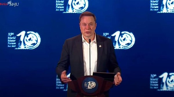 elon-musk-saat-pidato-dalam-pembukaan-wwf-ke-10-di-itdc-the-nusa-dua-badung-bali-senin-2052024-tangkapan-layar-youtube-sekreta_169