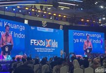 Jokowi: Banyak Sektor Beralih, Kita Lihat Elon Musk Sudah Buat AI Catwalk