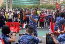 Jelang HUT ke-79 RI, TNI AU Gelar Orkestra Saat CFD Bundaran HI