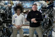 Astronaut NASA yang Terjebak di Luar Angkasa Ngaku Kangen Keluarga