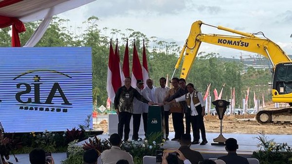 jokowi-groundbreaking-sekolah-internasional-di-ikn-evadetikcom_169