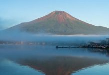 Gunung Fuji Tak Bersalju, Turis-turis Kecewa