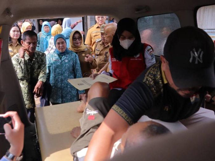 Kunjungi_orang_sakit_03d10b8ac2