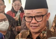 Mendikdasmen soal Wisuda di Sekolah: Boleh, Sepanjang Tak Memberatkan