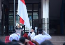 Bersiap! 15 Ribu Sekolah Akan Dapat Bantuan Smart Board dari Kemendikdasmen