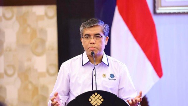 menteri-ketenagakerjaan-yassierli-dalam-forum-pemimpin-redaksi-pemred-di-ruang-tridharma-jakarta-1753175361814_169
