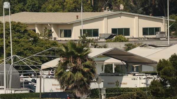 situasi-di-fasilitas-pelatihan-kepolisian-los-angeles-usai-ledakan-mengguncang-1752902131800_169