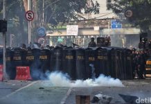 Arahan Prabowo ke Kapolri agar Polisi Jadi Korban Rusuh Naik Pangkat