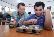 WamenPAN-RB Purwadi Arianto Tinjau MBG hingga Layanan RSUD di Kota Jambi