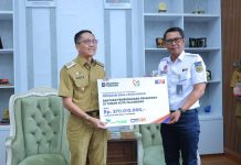Ratu Dewa Terima Bantuan CSR PT KAI Rp270 Juta untuk Percantik Taman Kota Palembang