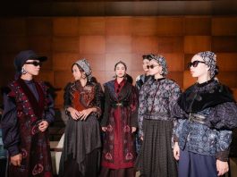 PLN UID S2JB Hadirkan “Heritage in Motion” di Fashion Dignity 2025, Angkat Warisan Budaya Jambi ke Panggung Modern