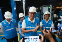 Antisipasi Lonjakan EV selama Periode Nataru, Dirut PLN Tinjau Langsung Kesiagaan SPKLU di Berbagai Titik Krusial