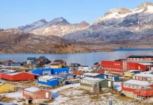 Jurus Trump Merebut Greenland: Beri Warganya Uang