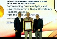 Mohamad Feriadi Soeprapto Raih Penghargaan Indonesia Best CEO 2025