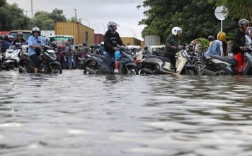Banjir di Jakarta Meluas Pagi Ini: 61 RT Terendam, 6 Ruas Jalan Tergenang
