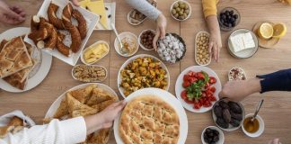 Tips Menu Sahur Seimbang agar Tubuh Tidak Loyo Saat Puasa