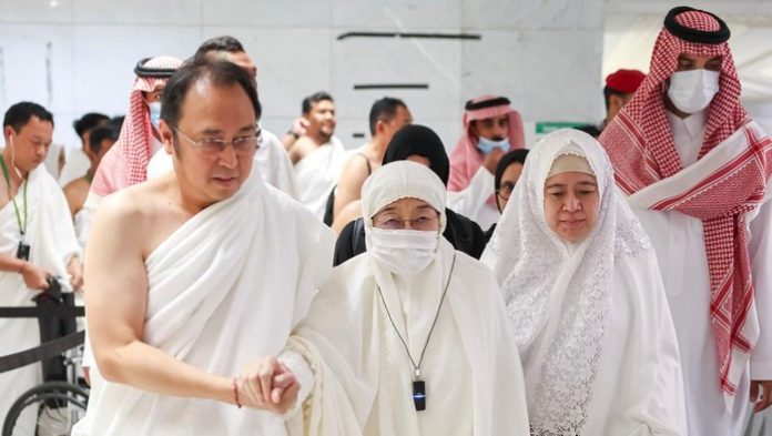 presiden-ke-5-ri-megawati-soekarnoputri-menjalani-ibadah-umrah-1771090230162_169