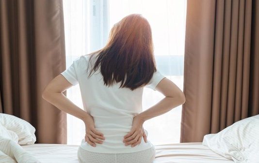 Hati-hati, Nyeri Punggung Seperti Ini Bisa Jadi Tanda Kanker Ginjal