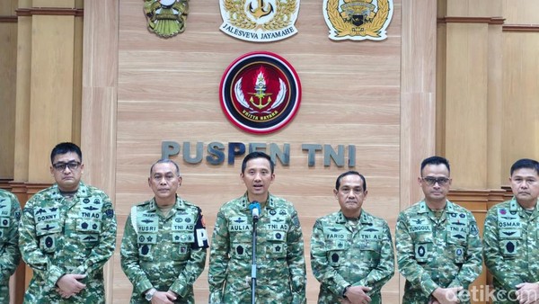 konferensi-pers-di-mabes-tni-cilangkap-jakarta-timur-rabu-2532026-1774440133709_169