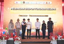 OJK DORONG INKLUSI KEUANGAN MELALUI PELEPASAN EKSPOR TURUNAN KELAPA DAN EKSPOR PERDANA LADA HITAM BERSAMA BADAN KARANTINA DAN PEMPROV SUMSEL