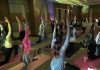 Yoga Berkebaya di Hotel Santika Radial, Cara Elegan Rayakan Semangat Kartini