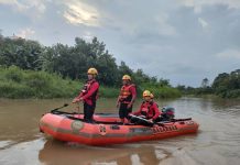 BASARNAS SISIR SUNGAI LEMATANG CARI WARGA YANG DIDUGA HILANG TENGGELAM