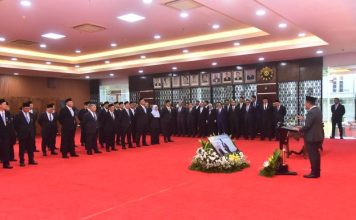 Jejak Bakti untuk Negeri, 8 Insan PLN Terima Tanda Kehormatan dari Presiden RI