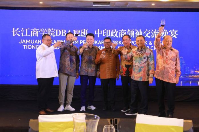 cik ujang