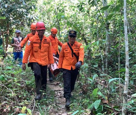 HILANG SELAMA DUA HARI, LANSIA 80 TAHUN DI MUSI RAWAS BERHASIL DITEMUKAN SELAMAT OLEH TIM SAR GABUNGAN