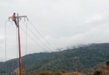 Tembus Medan Berat, PLN Hadirkan Listrik 24 Jam untuk 1.396 Rumah Tangga di Pegunungan Arfak, Papua Barat