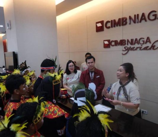 CIMB Niaga Dukung Bulan Literasi Keuangan OJK 2026 melalui Program Tour de Bank