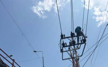 PLN ULP Ampera Bergerak Atasi Gangguan, Listrik di Seberang Ulu I Kembali Menyala Setelah Penanganan Intensif