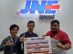 JNE Express Palembang Salurkan Donasi Rp40 Juta untuk Berdayakan UMKM melalui Program Lapak Berkah