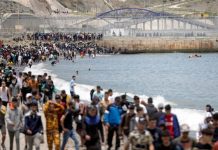 Ribuan Migran Terobos Ceuta dari Maroko, Spanyol Kerahkan Militer