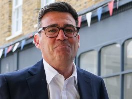 Burnham Telepon Trump Usai Resmi Jadi PM Inggris, Ini yang Dibahas