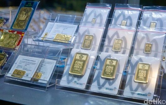 Harga Emas Antam Turun dalam Sepekan, Begini Pergerakannya