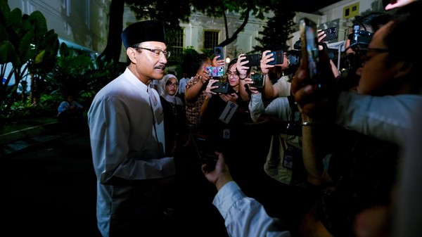 hari-anak-nasional-mensos-dorong-sekolah-rakyat-jangkau-anak-rentan-1784601145952_169