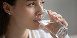 Cegah Ginjal Rusak, Segini Takaran Ideal Minum Air Putih dalam Sehari